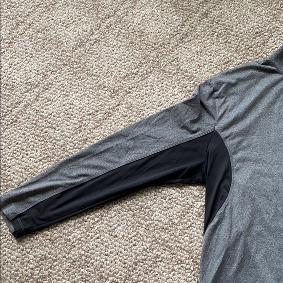 Men’s champion long sleeved  sport top - Picture 3 of 7